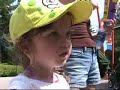 chloe gets the chance to meet dora the explorer at canada
