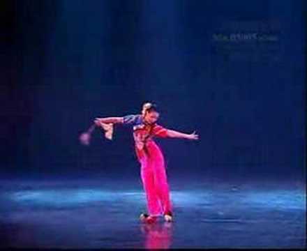Chinese folk dance Pheonix and Peony ...