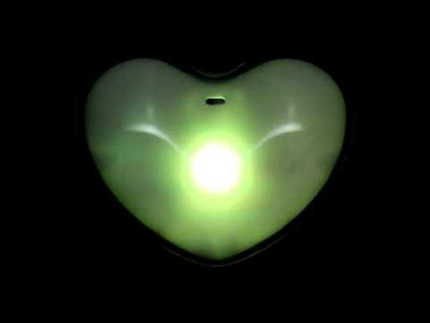0 photo 0 Device Allows Long Distance Lovers to Share Their Hearts picture