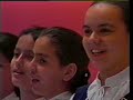 Meninas cantoras de petr�polis e simone no faustao. 1995. entao � natal.