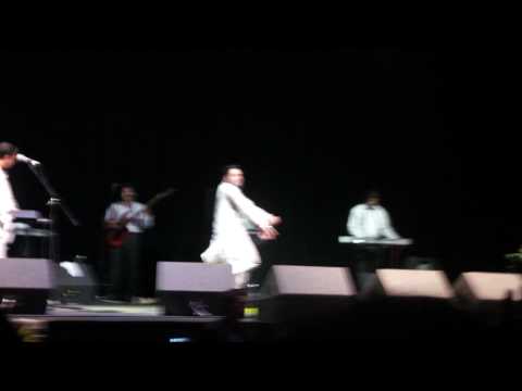 Kamal Heer - Pendu Jatt Live 2010 **HD**