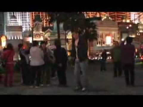 Dancing on the Las Vegas Strip