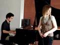 clip video Chantons Sous La Pluie Fit As A Fiddle (and Ready For Love)