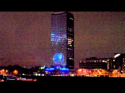 millbank tower - Start of the DeadMau5 performance at the Nokia 800 Lumia Windows phone event at Millbank Tower - filmed from Albert Embankment on the South Bank (note voices...