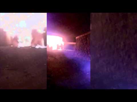 Momento en el que arde el camión de pasajeros en VÃcam