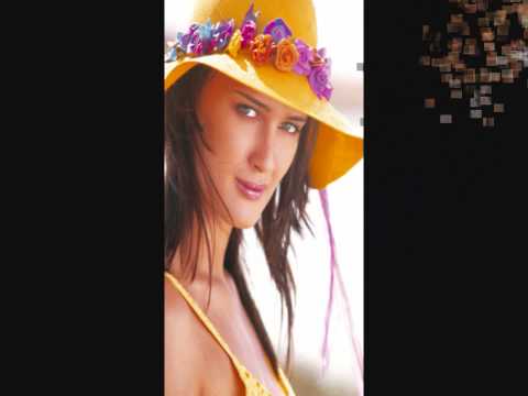 بنات عريانات