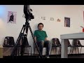 A Câmera Com Um Homem Na Mão A Câmera Com Um Homem Na Mão
