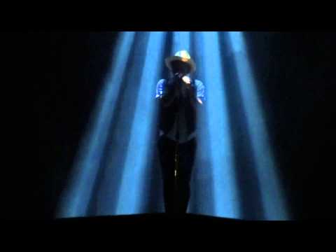 Bruno Mars – Gorilla live at Allphones Arena Sydney 10/03/14
