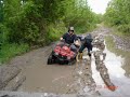 Un Día de Barro en Cuatriciclos Un Día de Barro en Cuatriciclos