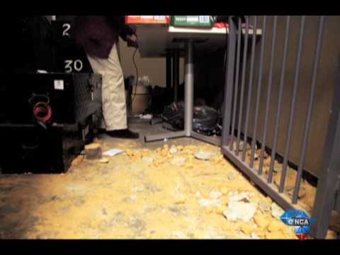 stadium - For more stories visit http://www.enca.com/ May 19 - A week after a daring heist at FNB Stadium, where Justin Bieber had recently performed, police are not w...