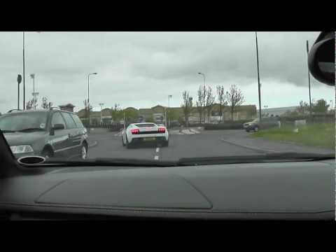 Lamborghini Aventador LP700-4 acceleration sound going under bridges