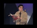 se her... det er sjovt! tommy kenter i en af sine fantastiske roller, alf velling. humor n�r det er bedst! det er fra hans show 