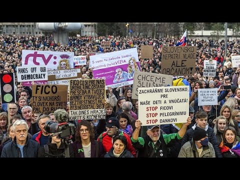 Slowakei: Demonstration wegen geplantem Umbau des ffentlich-rechtlichen Rundfunks - Medienfreiheit gefhrdet