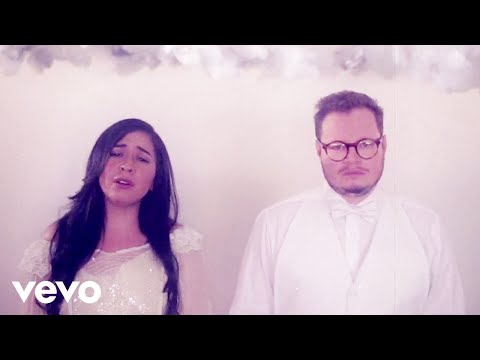 Que Lloro (ft. Carla Morrison) Leonel García