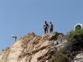 \"En Acapulco, viendo el show de La Quebrada\" \"En Acapulco, viendo el show de La Quebrada\"