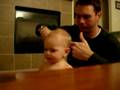 videos de Brett's First Haircut