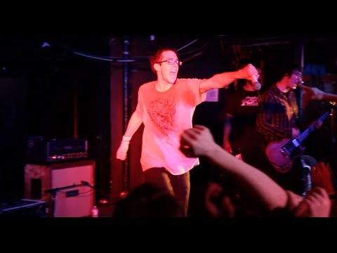 Knuckle - Knuckle Puck performing at the Middle East in Cambridge, MA on March 30, 2014, courtesy of http://alexislegend.com SETLIST: Everything Must Go Your Back Porc...