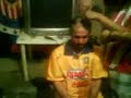 bobo pagando la apuesta