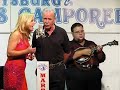 rhonda vincent at gettysburg bluegrass festival 082108 2145
