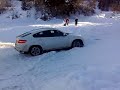 Un tierra trágame en toda regla Land Rover vs X6 http://bit.ly/7Szv8D