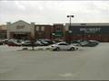 Cops cuffing RR shoplifters