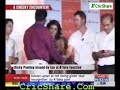 Drunk Man Tries To Kiss Ricky Ponting in India