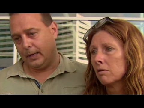 calls - Erin McLaughlin speaks to the loved ones of an MH17 victim and describes the scene at the airport in Amsterdam. More from CNN at http://www.cnn.com/ To license this and other CNN/HLN content,...