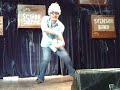 Kabaret Liquidmime: staruszek electro dance na Flying Mole Festiwal