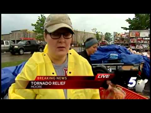 donate - KOCO 5 News reporter Rachel Calderon is at the scene of a donation relief center in Moore.