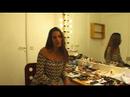 deux jeunes couples vont tourner autour du lit pendant une heure trente de rires, d'amours, de chansons et de sexe, avant de comprendre que leur amiti� est encore plus partag�e qu'ils ne l'imaginent.