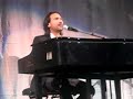 davide esposito � bercy,en 1�re partie de dany brillant.io so che tu le 12 avril 2008.hommage � gr�gory lemarchal