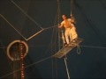 Enrique Miranda B. (hombre trapecista mas pequeño del mundo).mp4