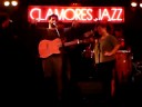Elena Bugedo y Fede Comín en la Sala Clamores de Madrid, el 23/09/08Mira como tiemblo .... preciosísima canción!!!