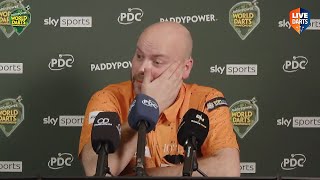 LUCKY FAN WINS £60,000 after Christian Kist nine-darter at Paddy Power World Championship
