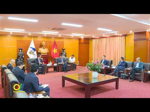 Quyền Bộ trưởng Bộ Công Thương Lê Mạnh Hùng làm việc với Chủ tịch Hội đồng Ủy ban Kinh tế Á - Âu