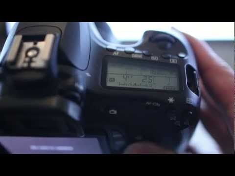 how to adjust aperture on canon