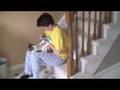 videos de Crosby's first Manicure