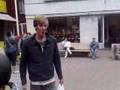 Bozzy eet kaneel