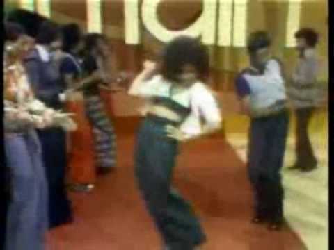 Soul Train Line Dance Vs. Van Mc Coy – Do The Hustle (truquini33 revid)