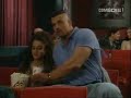 les bundy dans la salle de cin�ma avant que le film ne commence