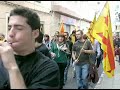 El Campello sent fortament les seues arrels valencianes, i defensa la llengua comuna de les terres de parla catalana. És per això que el 9 d'Octubre, Dia del País Valencià, el celebra intensament amb actes populars com la Processó Cívica del Penó de Conquesta, on els ciutadans recorren els carrers del poble al so de música popular valenciana i la Muixeranga. Aquesta sona amb solemnitat quan la Senyara és baixada des del balcó l'edifici que va ser el primer Ajuntament del Campello. En finalitzar la Processó es fa la Mocadorada de sant Donís, repartint-se mocadorets amb dolços entre els presents. Tots aquest actes estan organitzats per la Comissió Cívica del 9 d'Octubre