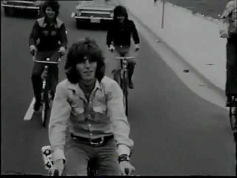 The Mixtures - Pushbike Song (1970) 