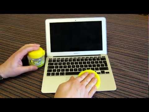 how to clean laptop keyboard