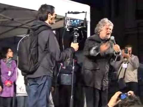 INTERVISTA A  BEPPE GRILLO
