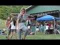 Hula hop a pekná dievčina