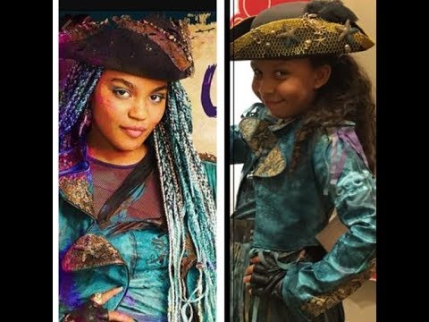 Uma Costume Review Descendants 2