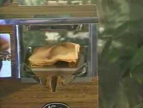 WORLD'S BEST JUICER