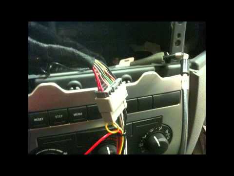 How To – Factory Radio Removal and Aftermarket Radio Install 2005-2007 Jeep Grand Cherokee