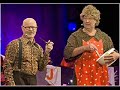 finlanders-yhtyeen kappale n�s�boogie samannimiselt� singlelt�. kuvia en l�yt�nyt paljon ,mutta lauluhan on t�rkein.

on synkk� ja myrskyinen y�.
boo boo boo
boo boo boo n�s� n�s� n�s� n�s� n�s�
boo boo boo boo boo -ja sillee!
mua arkkitehtuuri kiinnostaa.
kaivot ja luolat mut kuumaksi saa.
on niiss� jotain, mik� lumoaa.
m� kirjasta aiheita etsiskelen.
sek� muita juttuja mets�stelen.
ja jotain tapahtuvaksi, enteilen.
boo boo boo
boo boo boo n�s� n�s� n�s� n�s� n�s�
boo boo boo boo boo 
boo boo boo
boo boo boo n�s� n�s� n�s� n�s� n�s�
boo boo boo boo boo -ja sillee!
paljon outoja juttuja tapahtuu
joihin koskaan ei selvyytt� tuu
taiat toimia voi, ja voodoot onnistuu
on myrskyinen y� tummansininen
ei kaikkea ymm�rr� ihminen
kuka tiet�� sen, mit� tuo huominen
boo boo boo
boo boo boo n�s� n�s� n�s� n�s� n�s�
boo boo boo boo boo 
boo boo boo
boo boo boo n�s� n�s� n�s� n�s� n�s�
boo boo boo boo boo -ja sillee!
kun kukkulan jukka sukkia myy
nyt kauppa ei k�y niin kenen on syy
markkamarketin kanssa hintasota villiintyy
ja juttuja v��nt�� viiksisuu
kun tarinassa kaikki ep�onnistuu
ja kukaan ei tied� mik� on vitsin clue.
mutta aina ei k�y niin kuin haaveiltiin.
jos naula on lehm�n paskassa kii.
on silloin paljon aihetta ep�ilyksiin.
aina voi kuitenkin �r�ht��.
ota kossua niin ett� n�s�ht��
ja odottaa vain ett� korppu v�s�ht��
boo boo boo
boo boo boo n�s� n�s� n�s� n�s� n�s�
boo boo boo boo boo 
boo boo boo
boo boo boo n�s� n�s� n�s� n�s� n�s�
boo boo boo boo boo -ja sillee!
boo boo boo
boo boo boo n�s� n�s� n�s� n�s� n�s�
boo boo boo boo boo 
boo boo boo
boo boo boo n�s� n�s� n�s�...