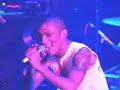 tricky live @ bowery ballroom
new york, usa (09/16/99)
___________________________________
vocals: tricky, kioka williams, mad dog
drums: perry melius
guitar: ross milligan
bass: wayne nunes
keyboards: gareth bowden
___________________________________
01. ghetto youth
02. for real
03. anti histamine
04. lyrics of fury (eric b & rakim cover)
05. girls
06. pumpkin
07. she said
08. overcome
09. bury the evidence
10. feed me
11. piano / suffocated love / jam
12. hot like a sauna (ft. mad dog)
13. i like the girls (ft. mad dog)
14. vent
15. critic (original, original)
___________________________________
this is an early version of the song that was later recorded with john frusciante and anthony kiedis of the red hot chili peppers and released on tricky's album 'blowback'.
___________________________________
for more information about the artists:

http://knowlewestboy.com
http://www.myspace.com/trickola
http://www.brownpunkonline.com/brownpunk
http://www.moon-palace.de